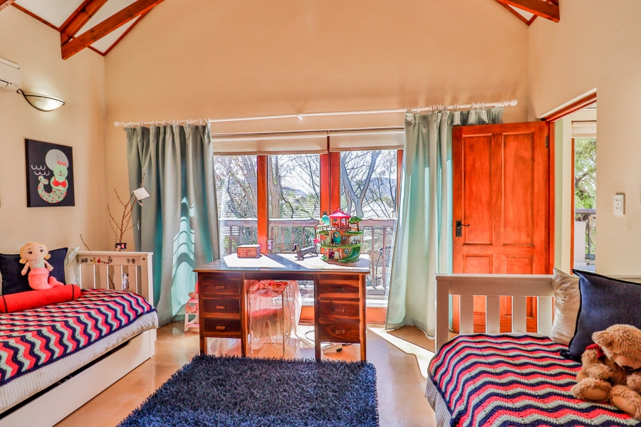 To Let 3 Bedroom Property for Rent in The Coves North West